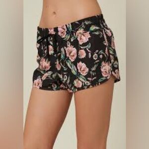 O'Neill Bayview 2" Boardshorts Black Floral